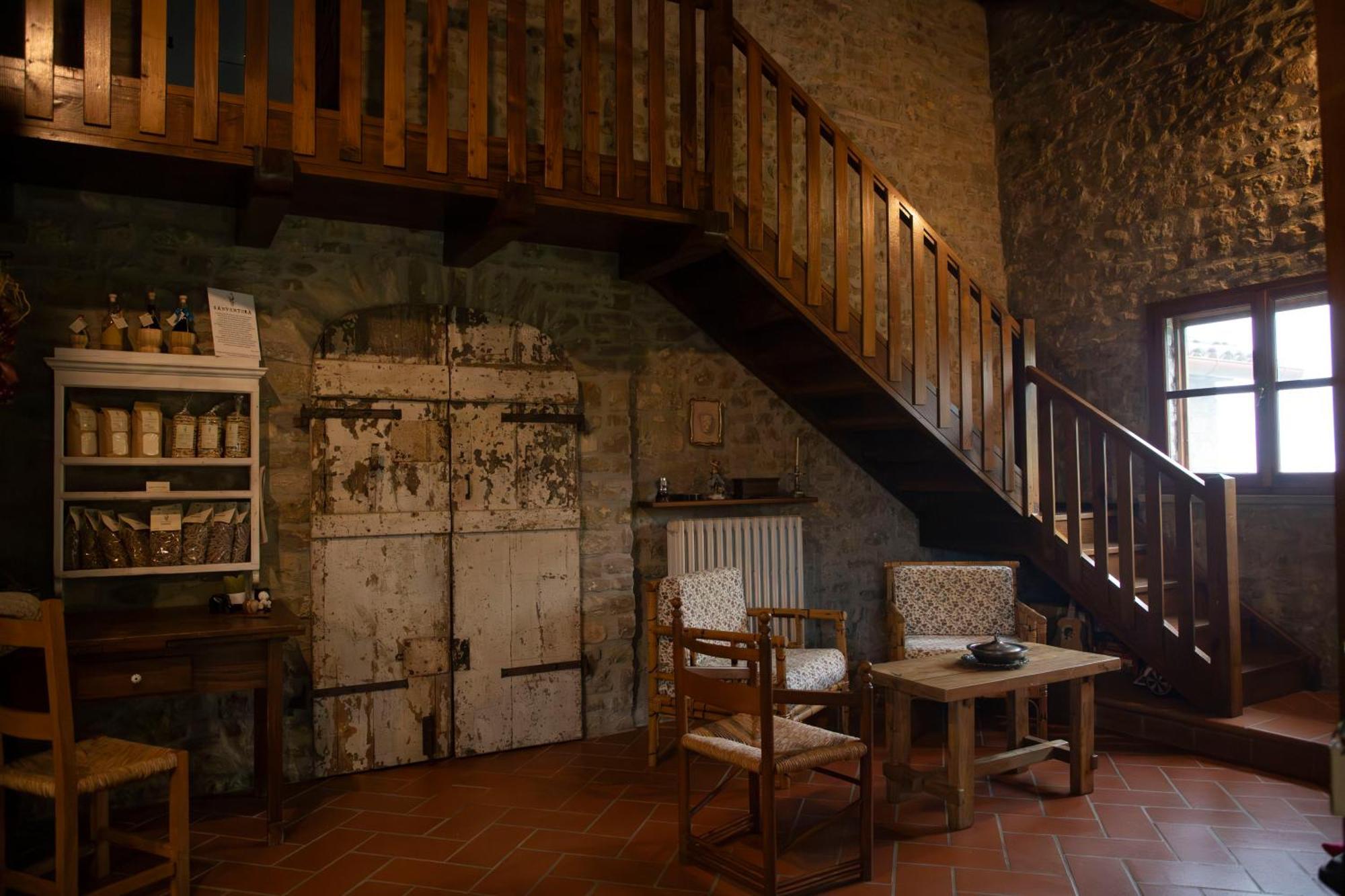 Agriturismo Sanventura 치타디카스텔로 외부 사진